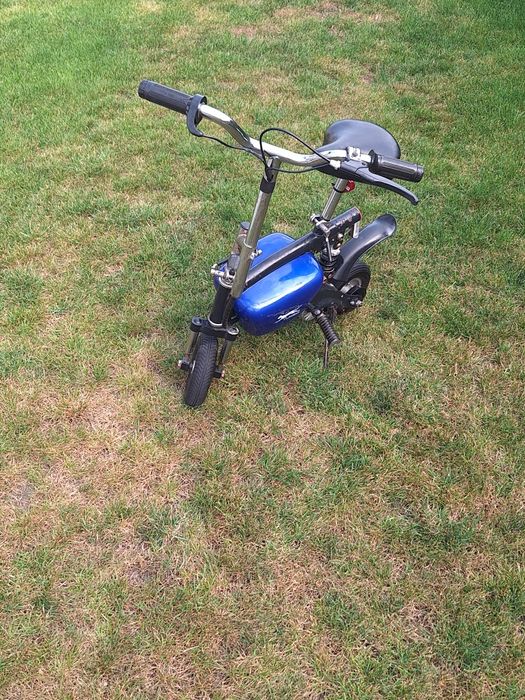 Skuterek elektryczny