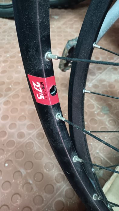 Rodas 27.5 novas por utilizar