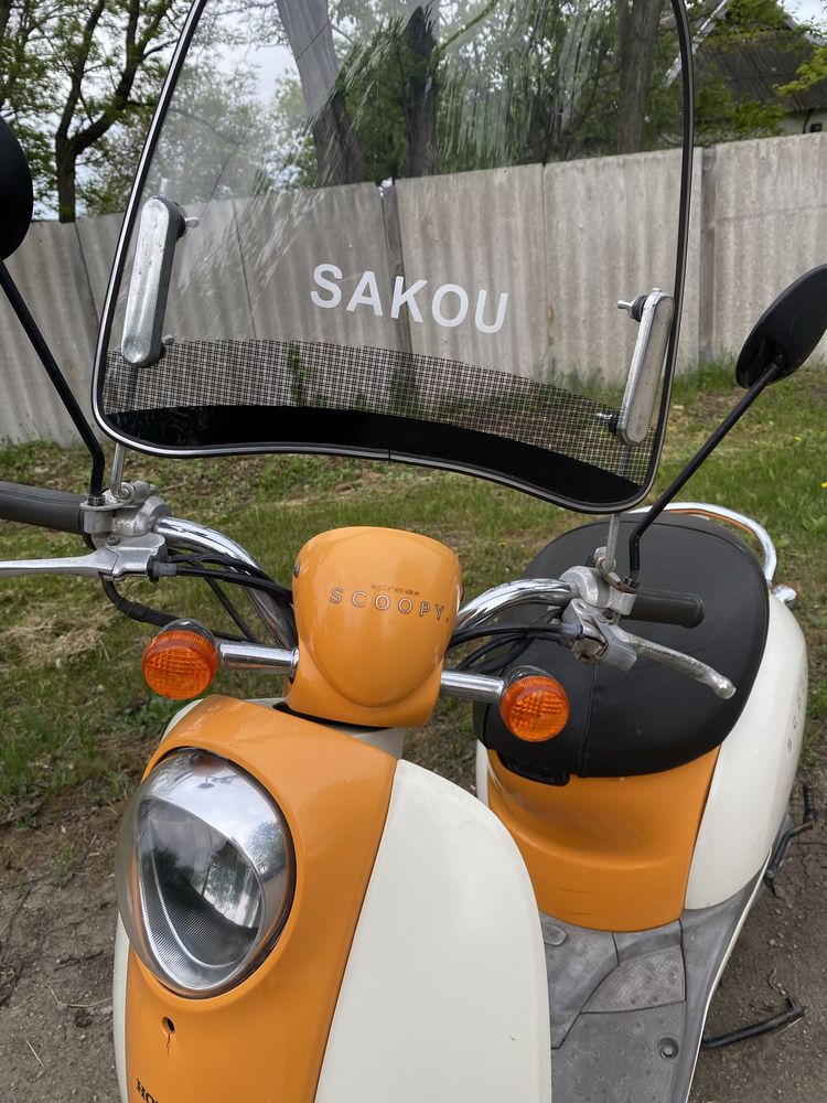 Мопед Honda Scoopy