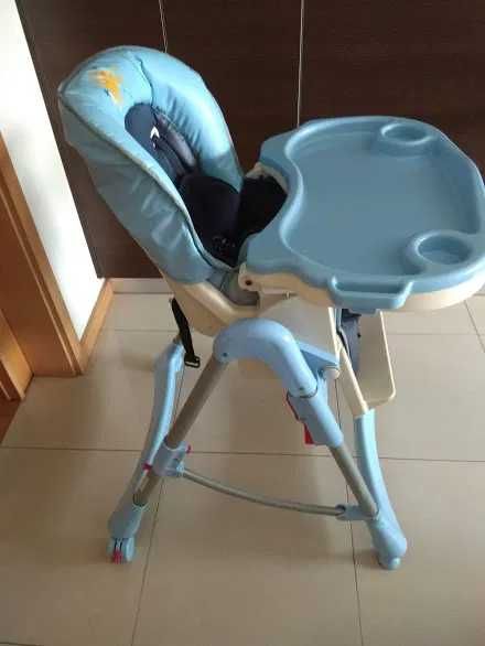 Cadeira de alimentação