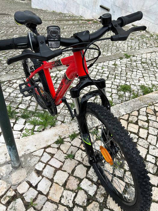 Bicicleta 6 aos 9 anos (120 m a 135 m) - ROCKRIDER ST900 20'