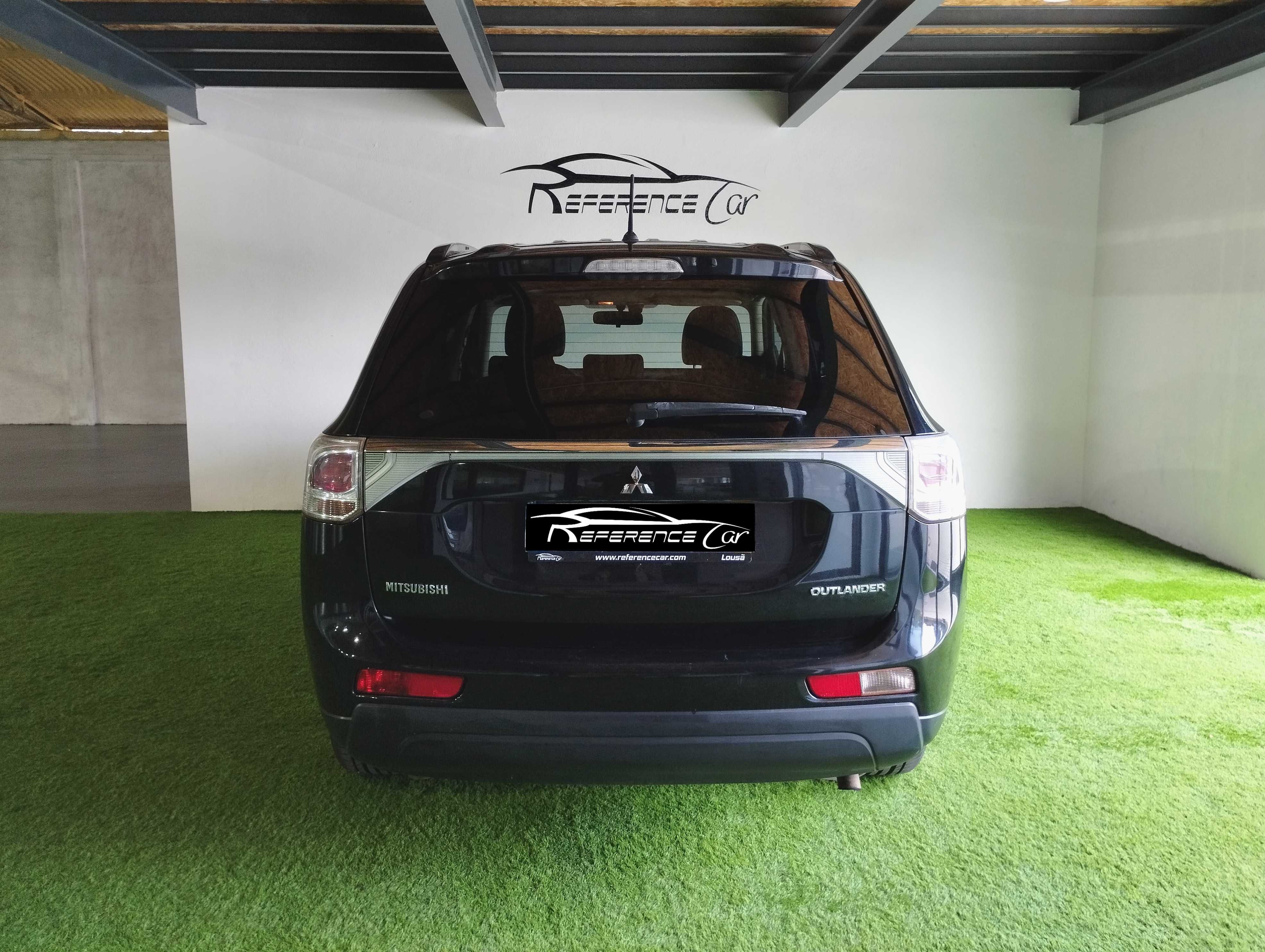 Mitsubishi Outlander 2.2 DI-D Instyle Navi