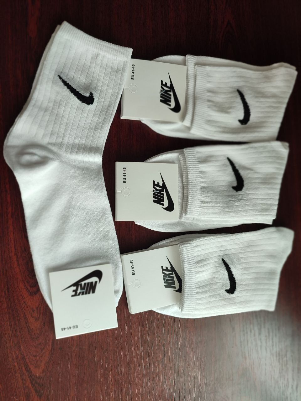 Білі шкарпетки Nike - преміум якості!