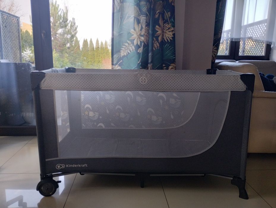 Łóżeczko turystyczne