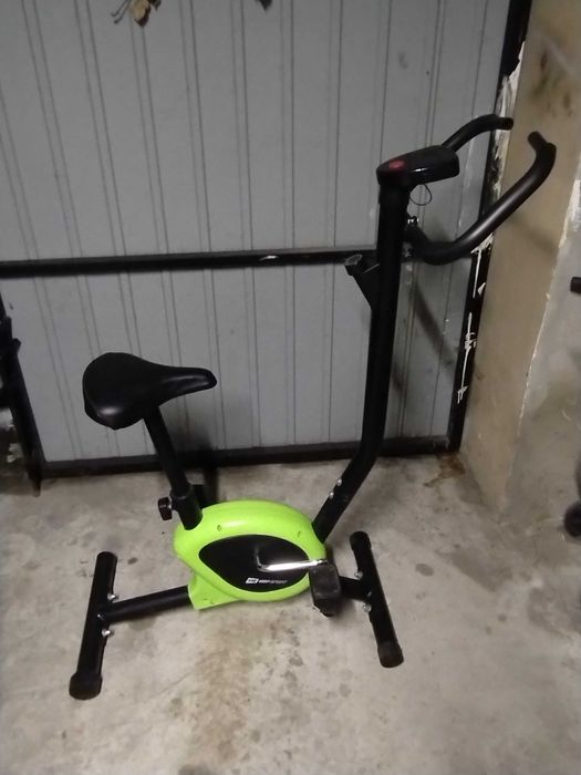 Rower stacjonarny Hop-Sport – sprawny, regulacja oporu, licznik