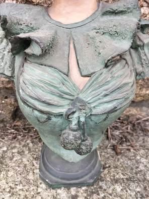Busto aArt Deco terracota