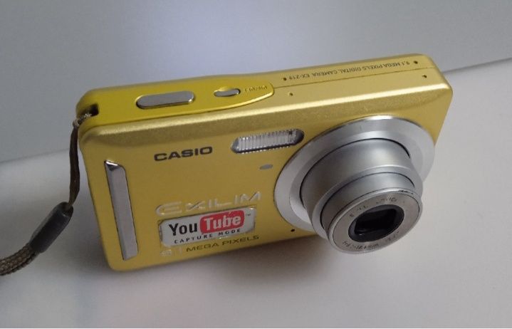 Aparat cyfrowy CASIO EXILIM EX-Z19
