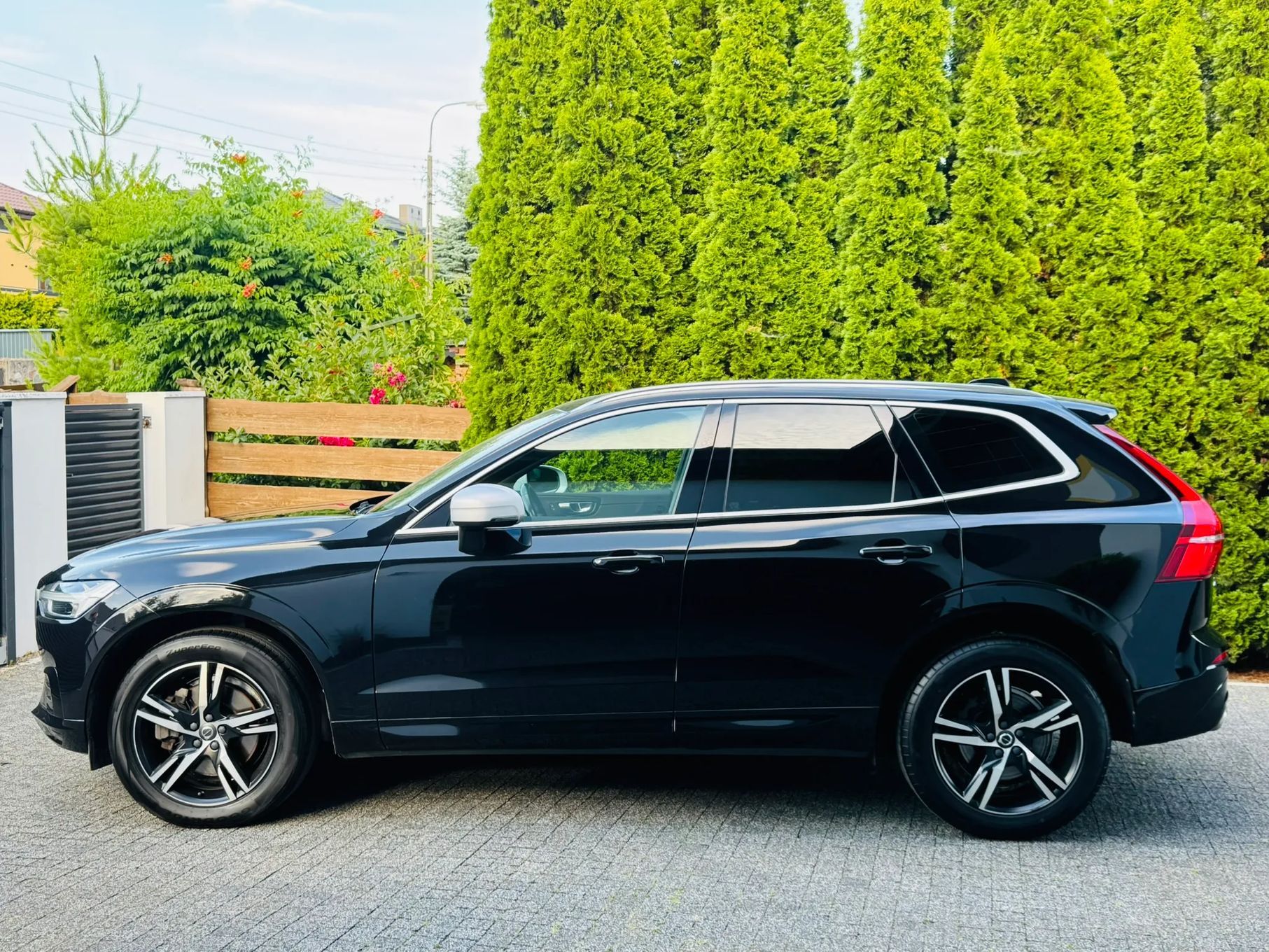 Volvo XC 60 Volvo XC60 AWD Rdesign - bez inwestycji!