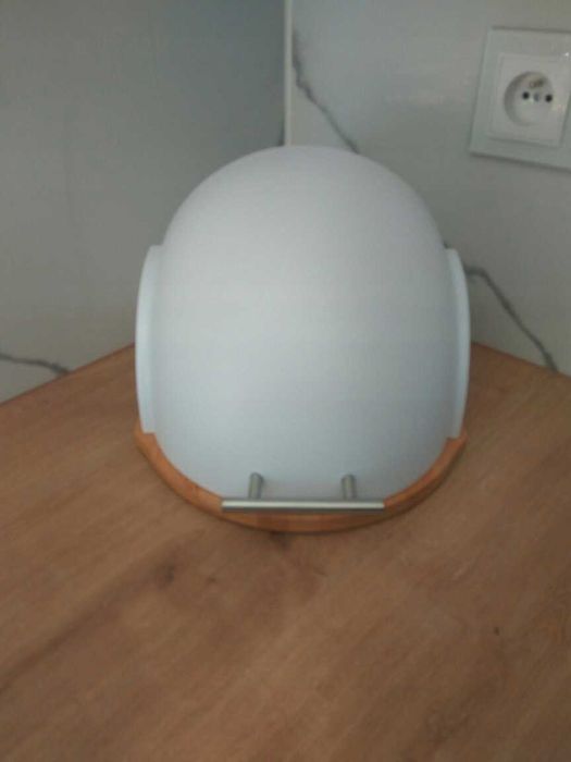 Praktyczny bialy chlebak pojemnik na chleb z deska do krojenia 2w1