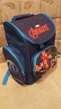 Школьный рюкзак, ранец, портфель