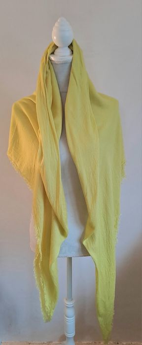 Lenço alinhado verde Limão 
Alinhado