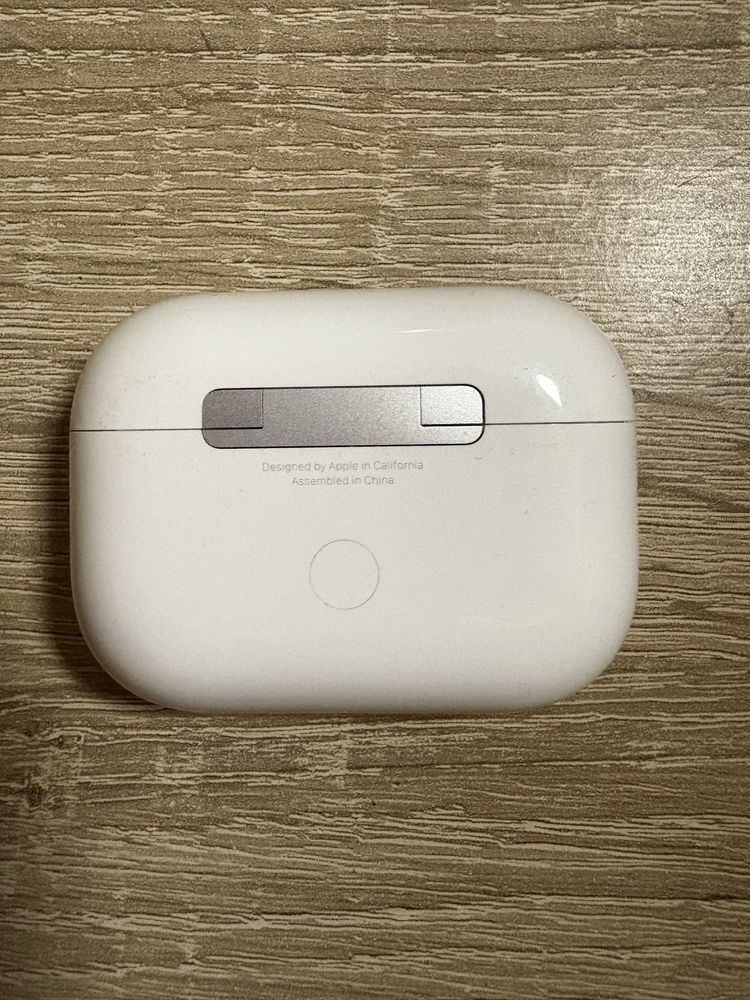 AirPods Pro 2 słuchawki i etui