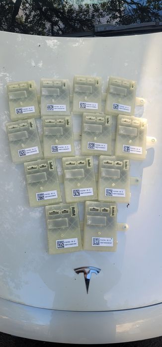 Ретрофіт P1537264-20-B Tesla 3 Тесла У ccs tesla