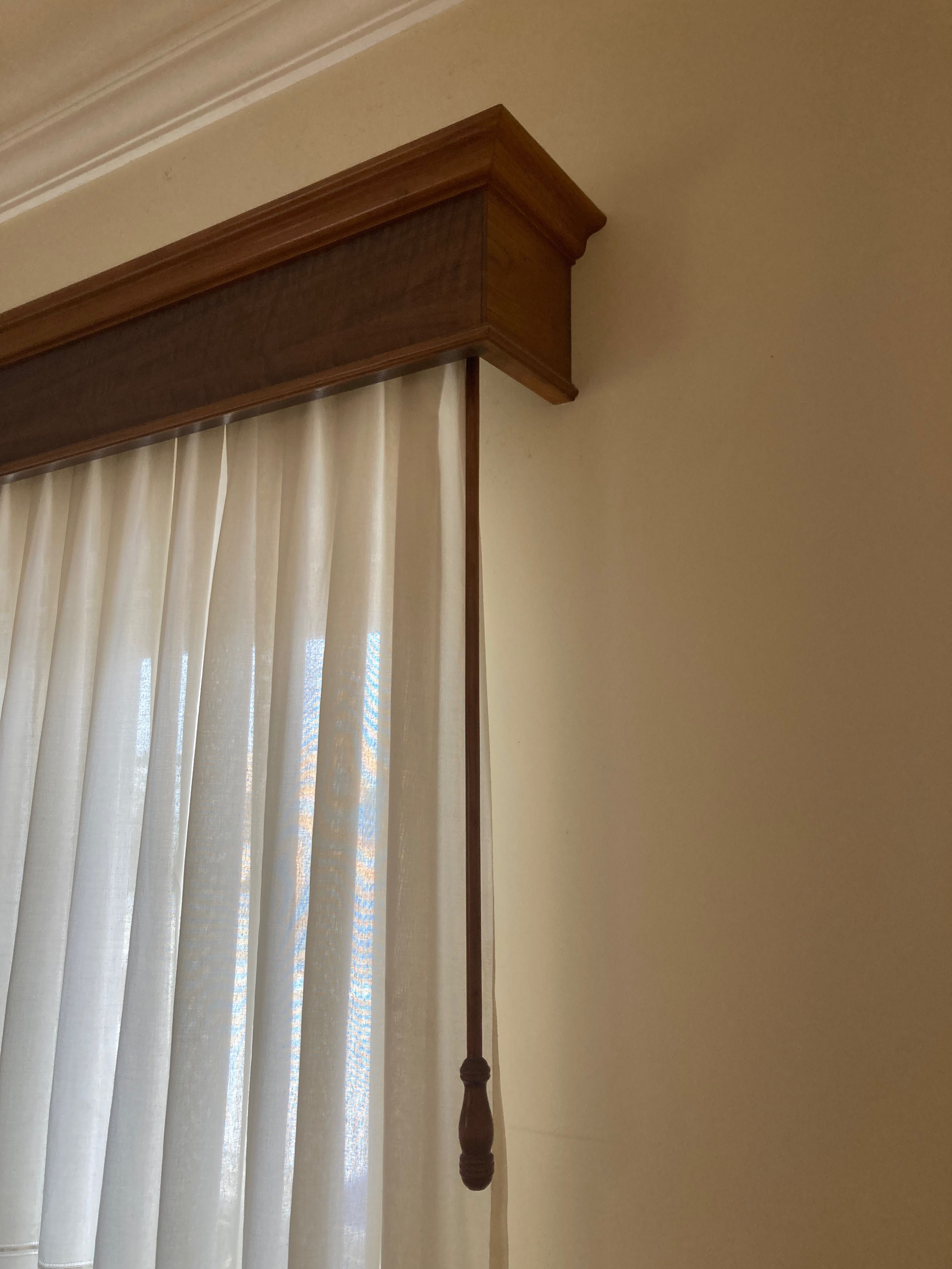 Cortinas Beges e Sanefas