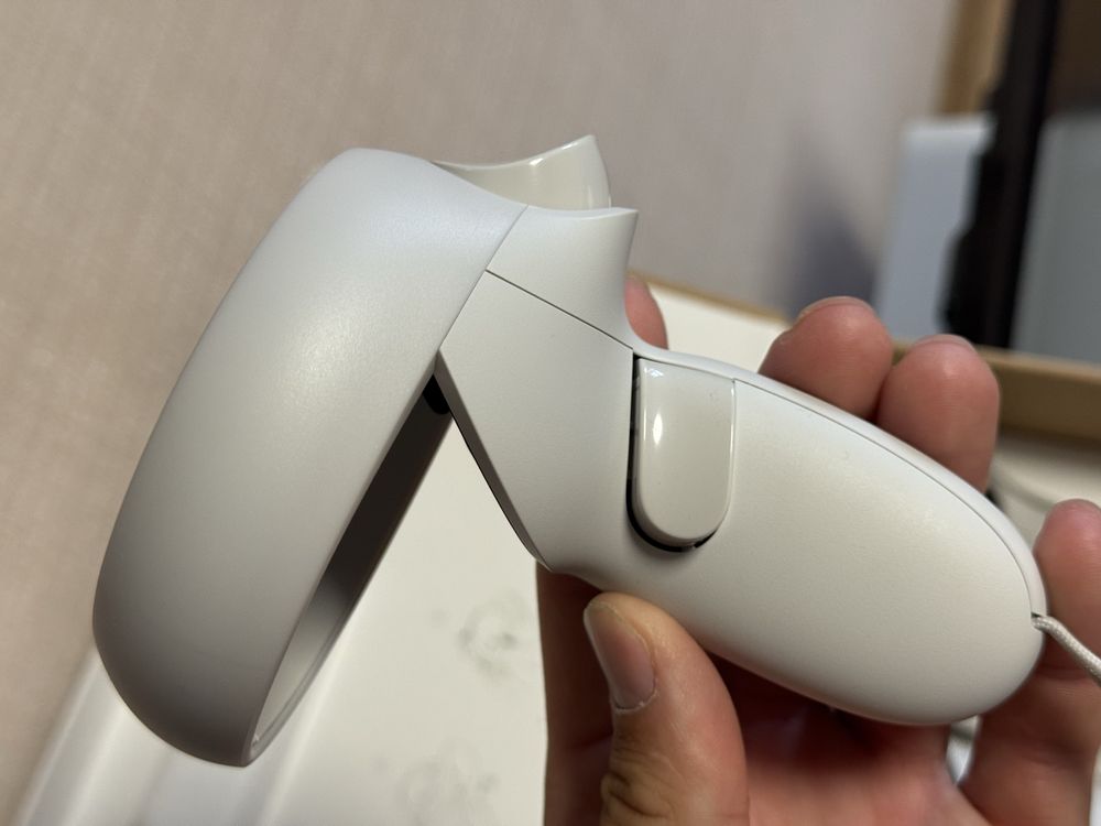 Oculus quest 2 - 128 GB / идеал с коробкой , можно на подарок