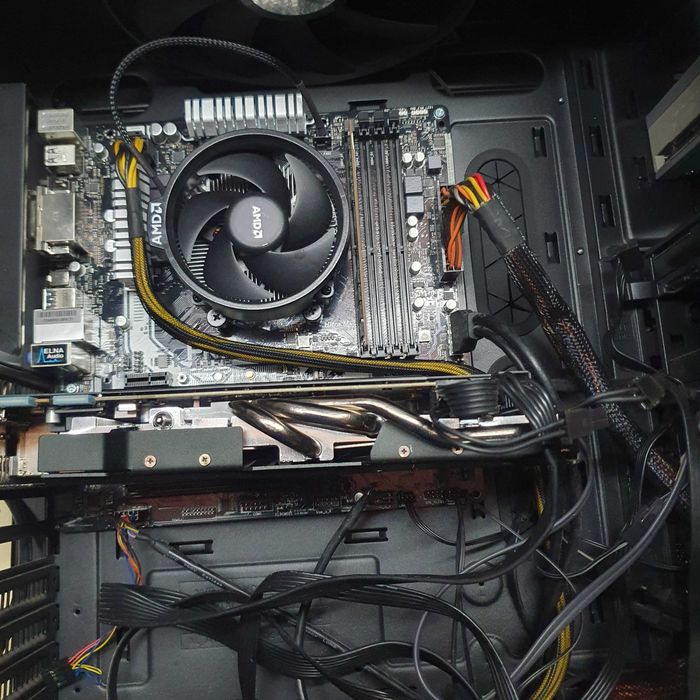 Pc gaming em.bom estado