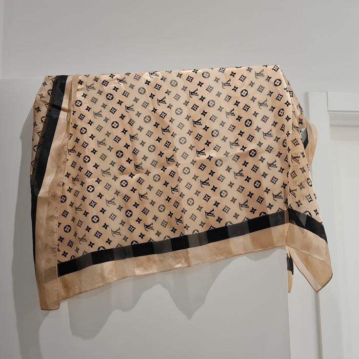 Lenço grande com logotipo Louis Vitton