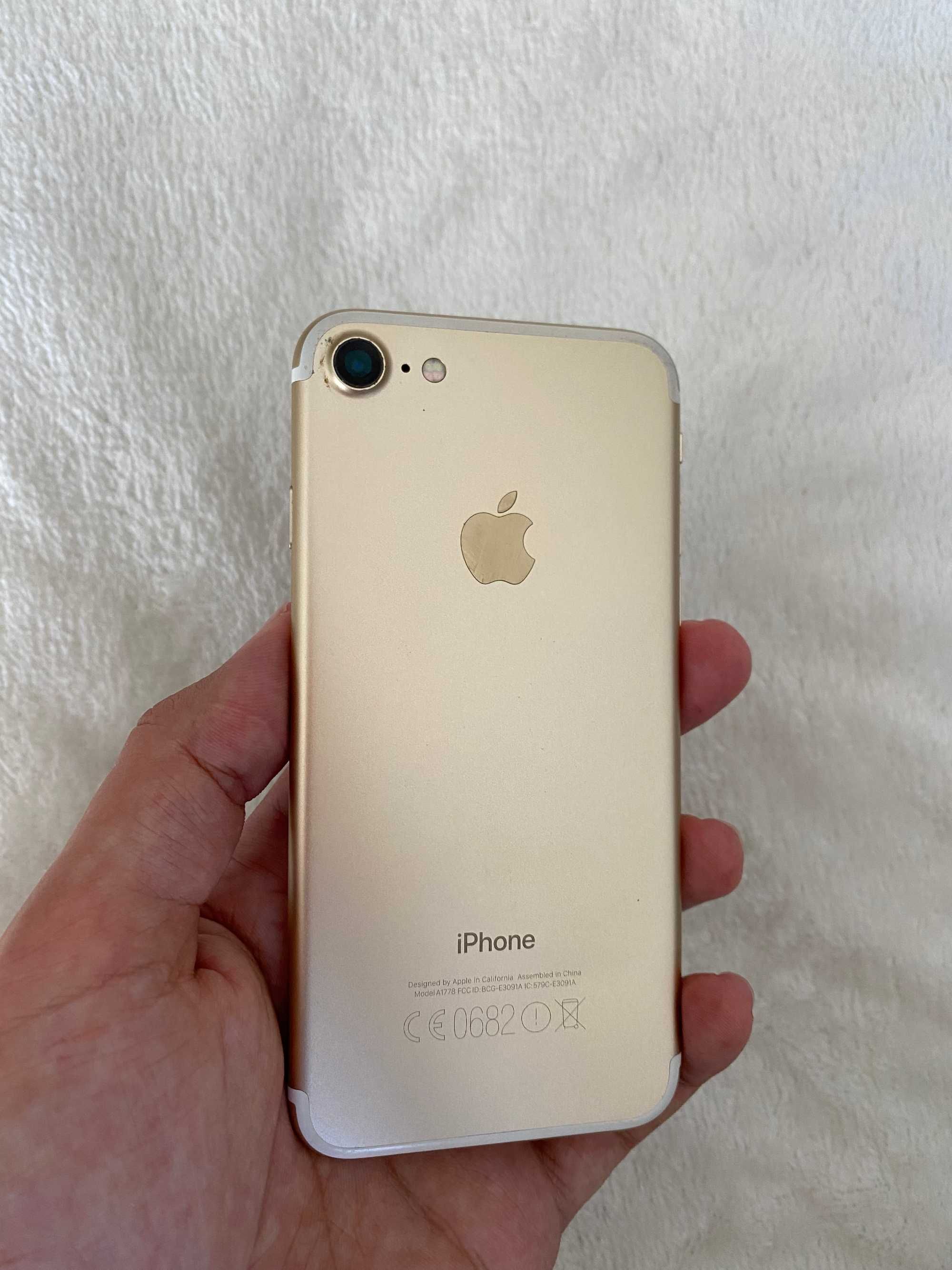 iPhone 7 128GB Dourado - Desbloqueado (ótimo estado)