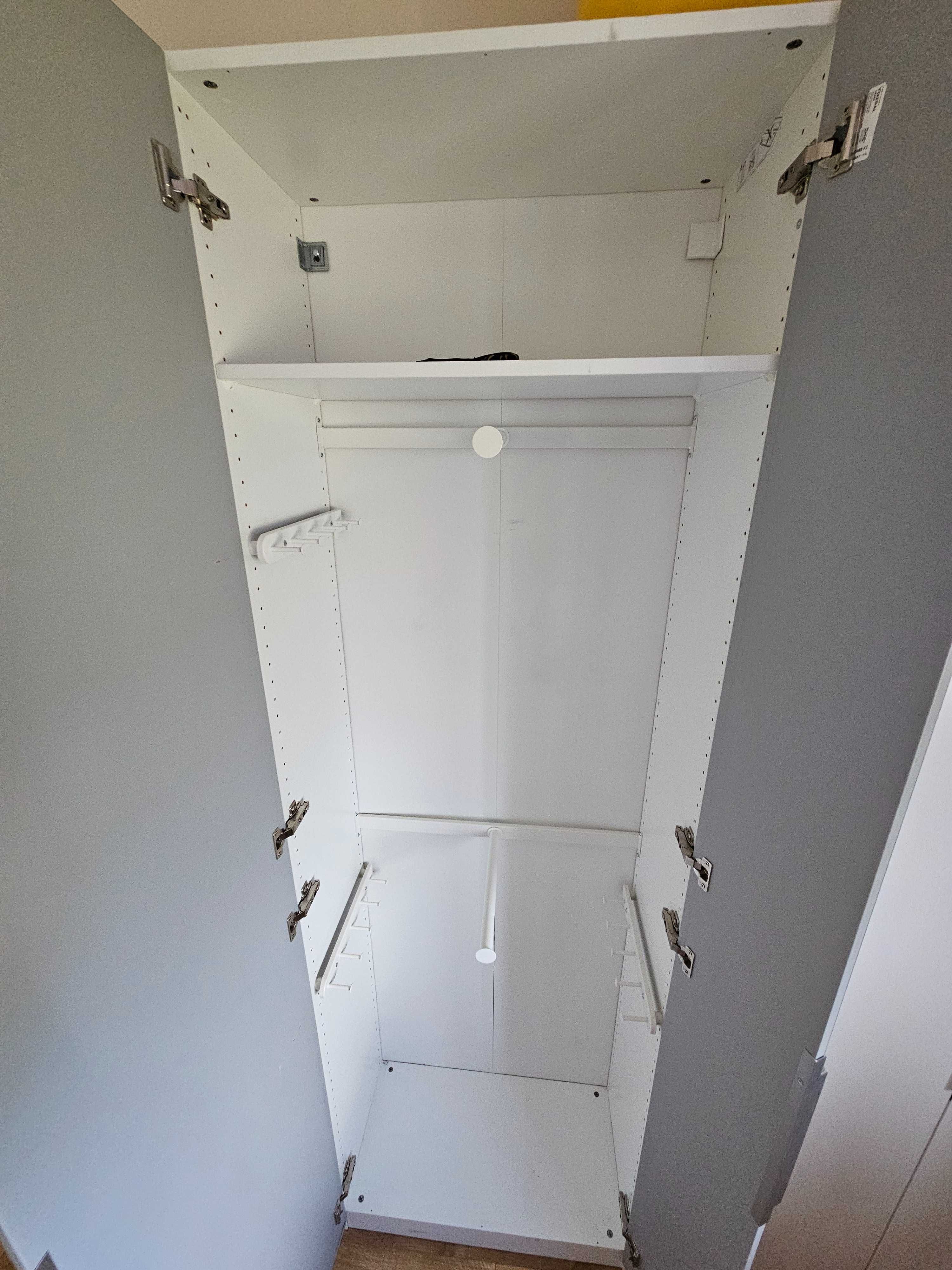 Szafa PAX Ikea 3 moduły w tym lustro