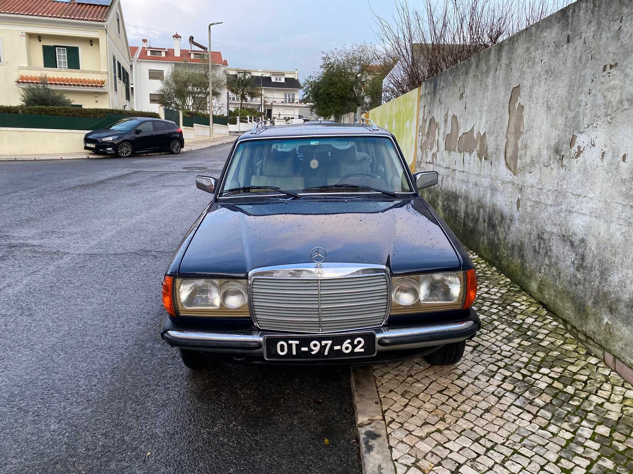 Carrinha Mercedes W123 300 TD Certificada pelo ACP