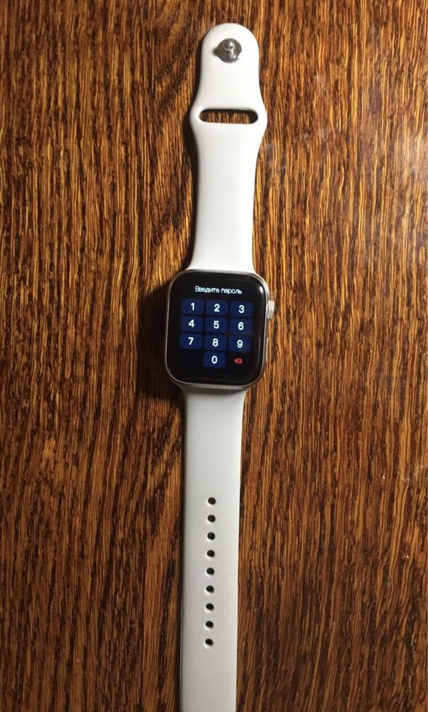 Apple Watch 6 в отличном состоянии