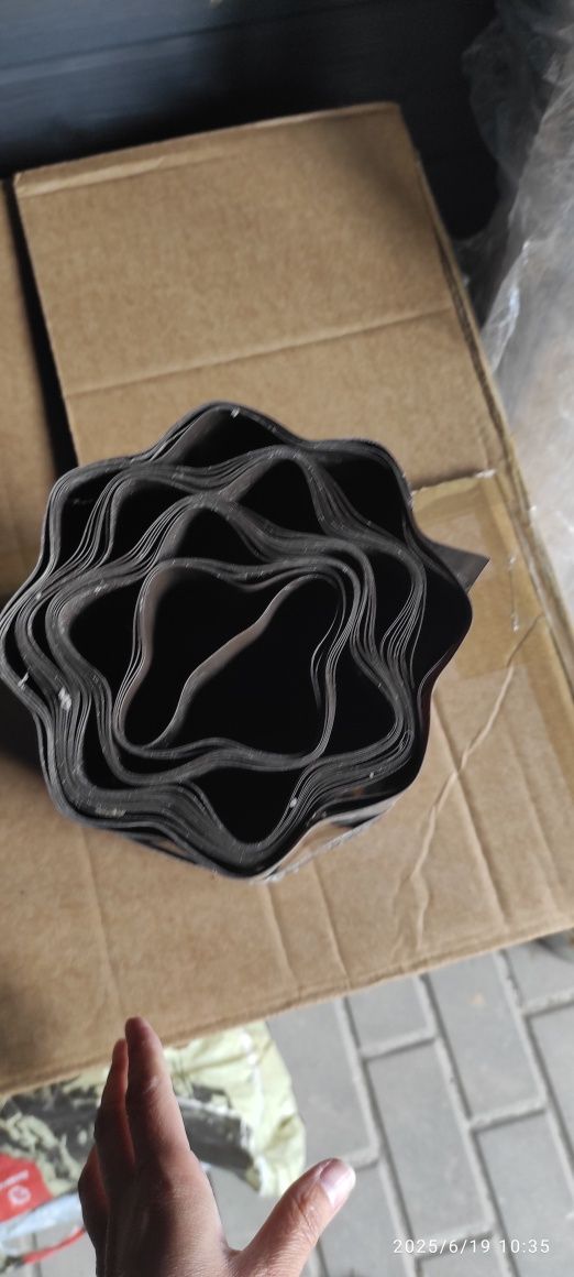 Obrzeże ogrodowe plastikowe wys. 20 cm