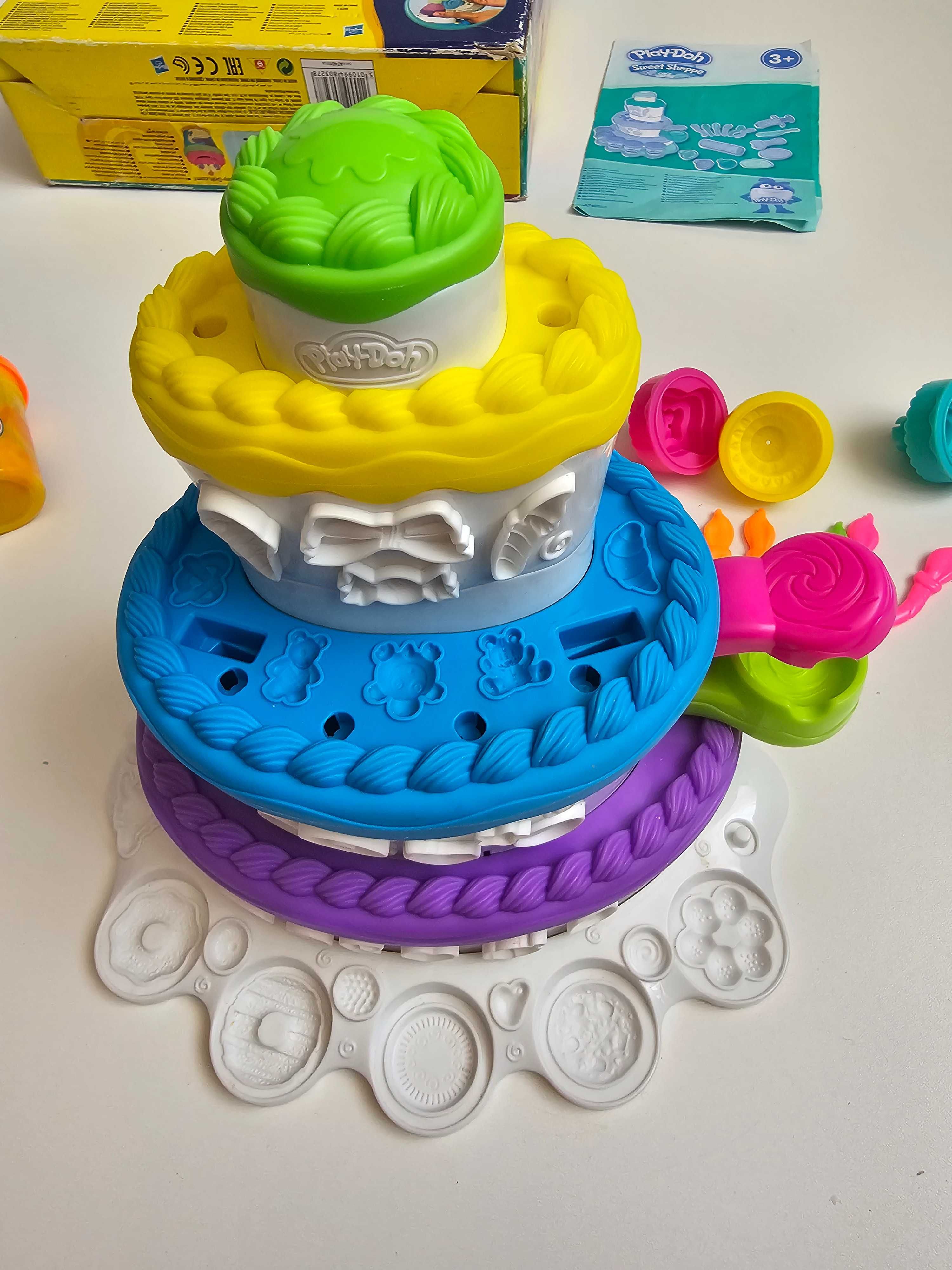 Zestaw tort urodzinowy Play Doh sweet shop ciastolina
