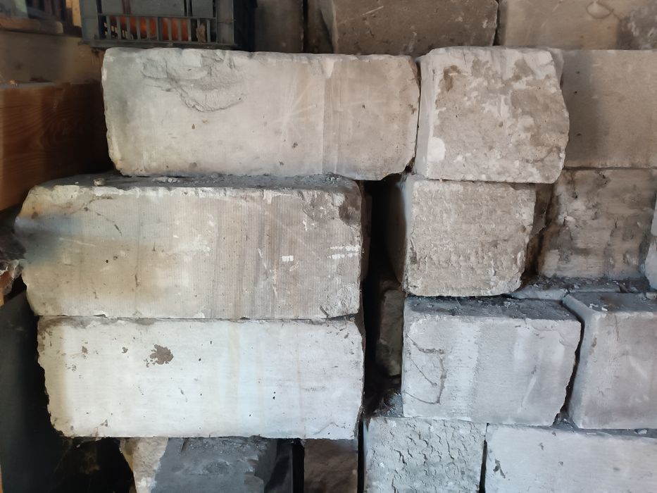 Pustaki pianowe, gazobeton