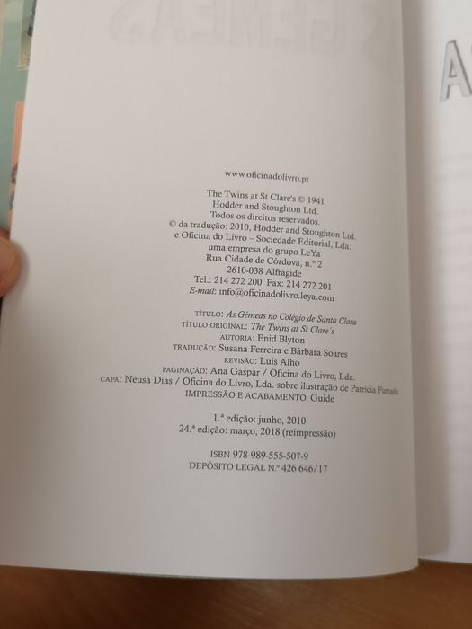 Portes Incluídos Livro "As Gémeas - Livro 1: No Colégio de Santa Clara