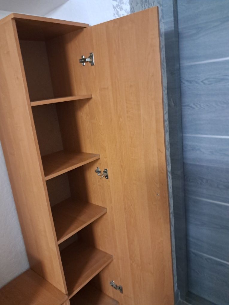 Меблі для передпокою