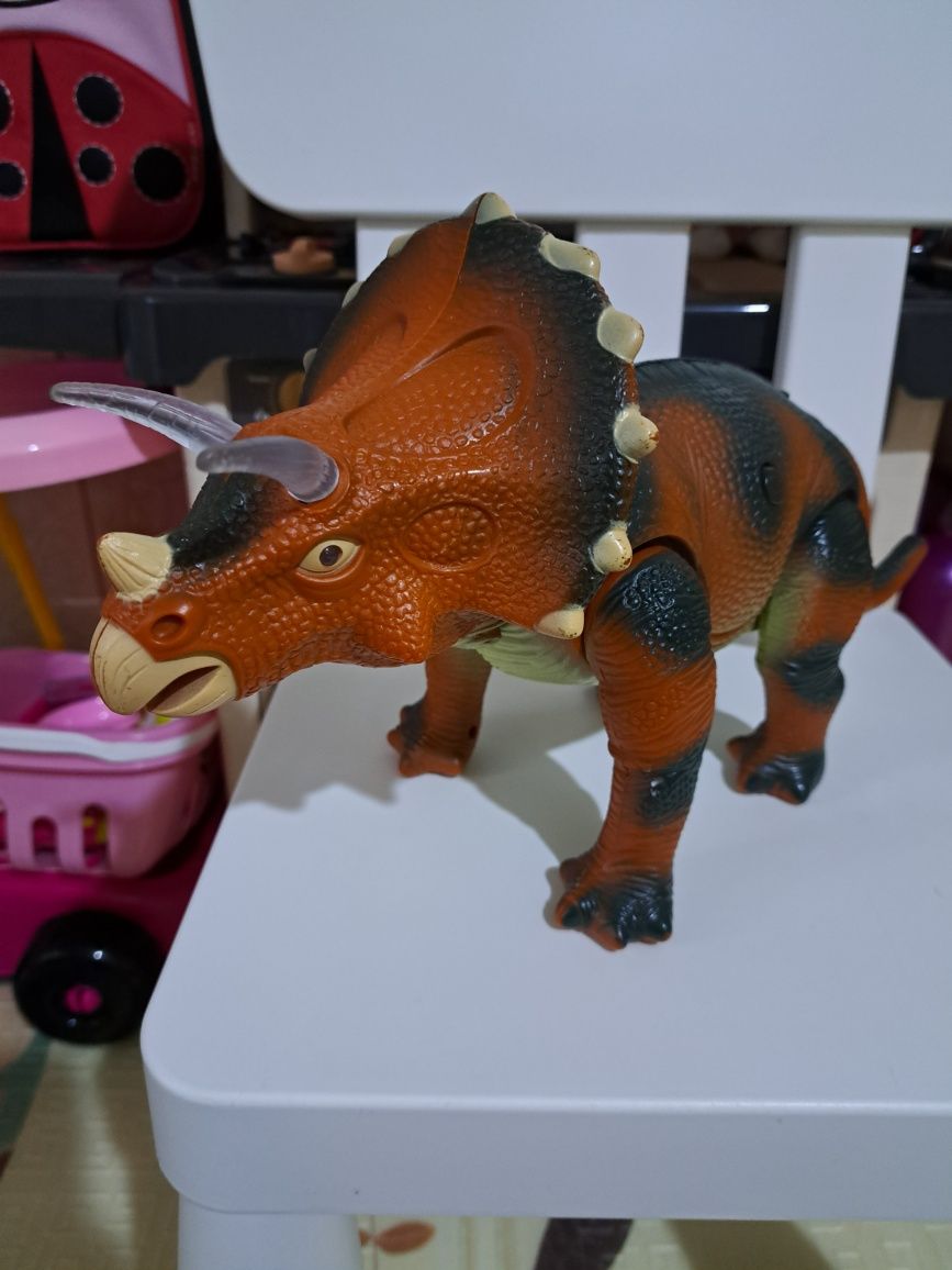 Інтерактивний динозавр великий іграшковий