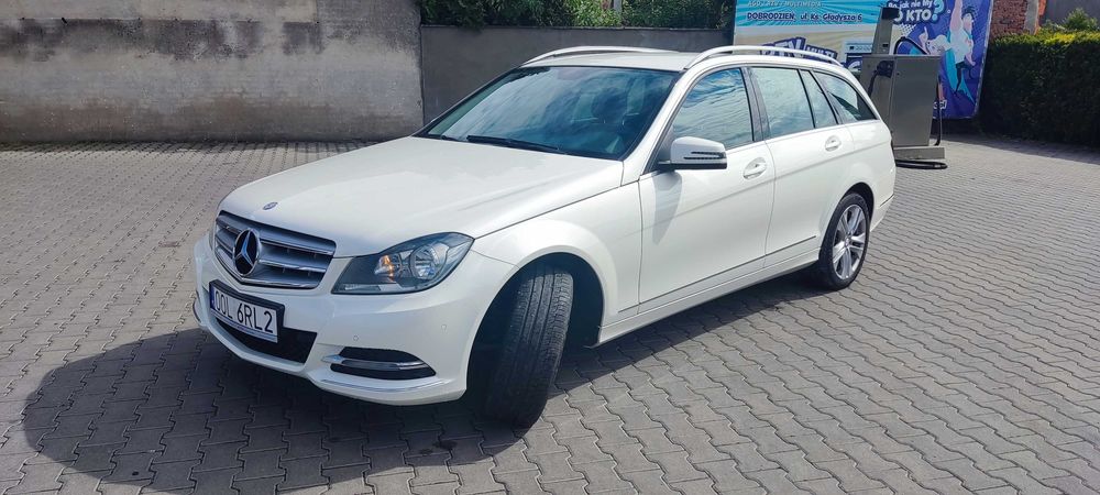 Wypożyczalnia samochodów ARES Dobrodzien