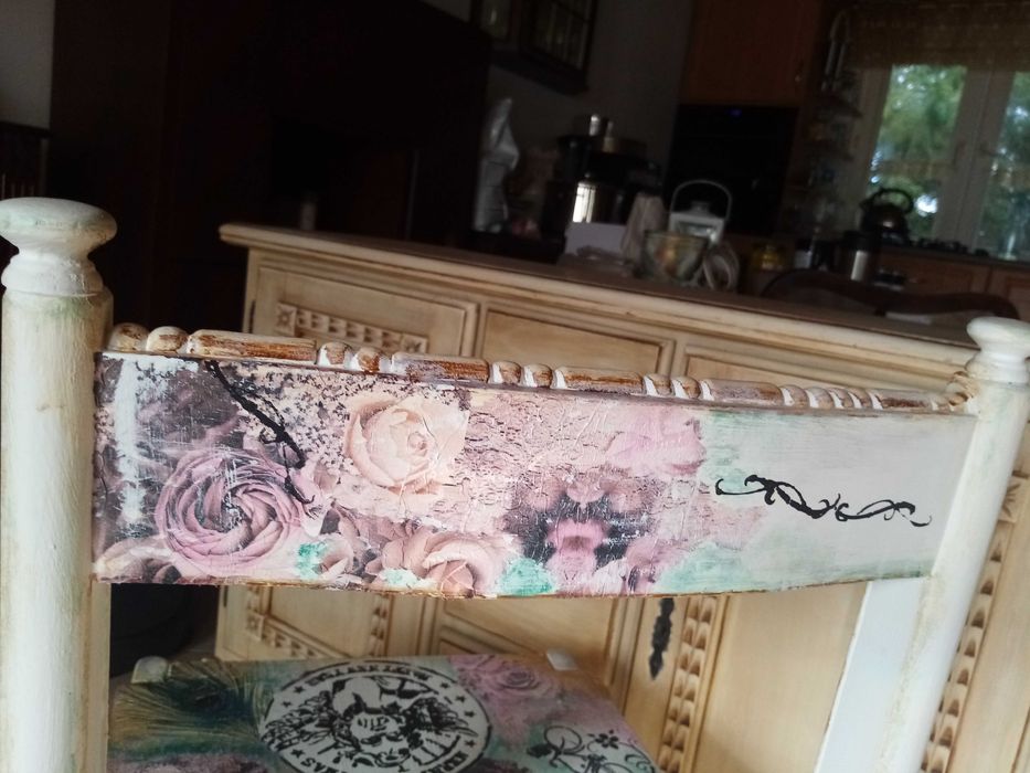 krzesło decoupage