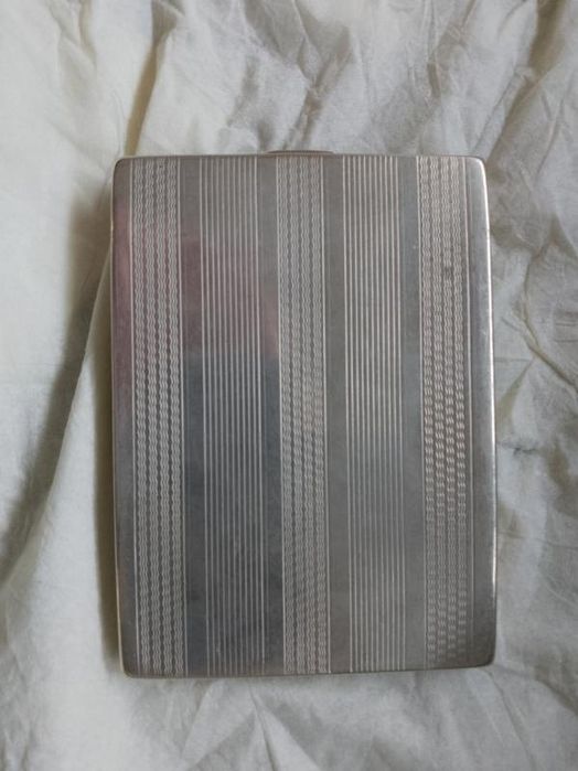 srebrna papierośnica z grawerem