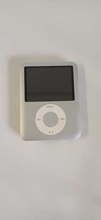 iPod Nano Silver 4GB