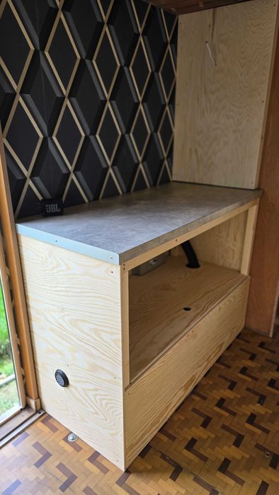 Wykonam łóżko do samochodu/kampera, zabudowa kampera