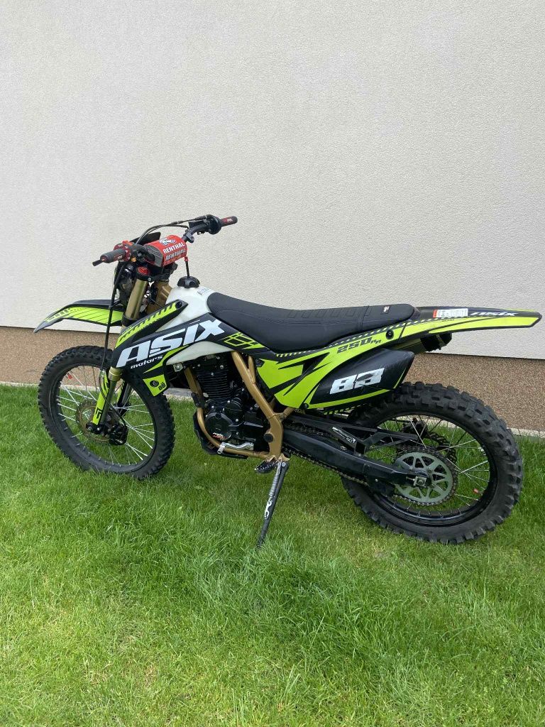 Sprzedam Cross Asix 250