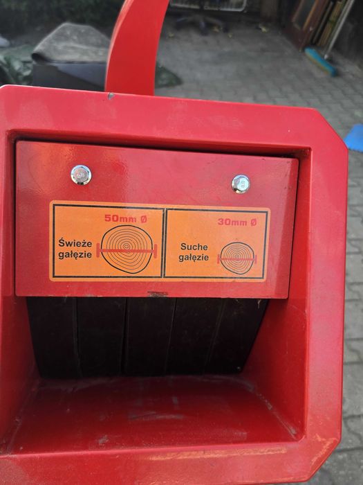 Rozdrabniacz do gałęzi / spalinowy Faworyt JR950BH