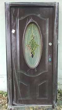 Дверь металлическая входная 880х2050 с витражом