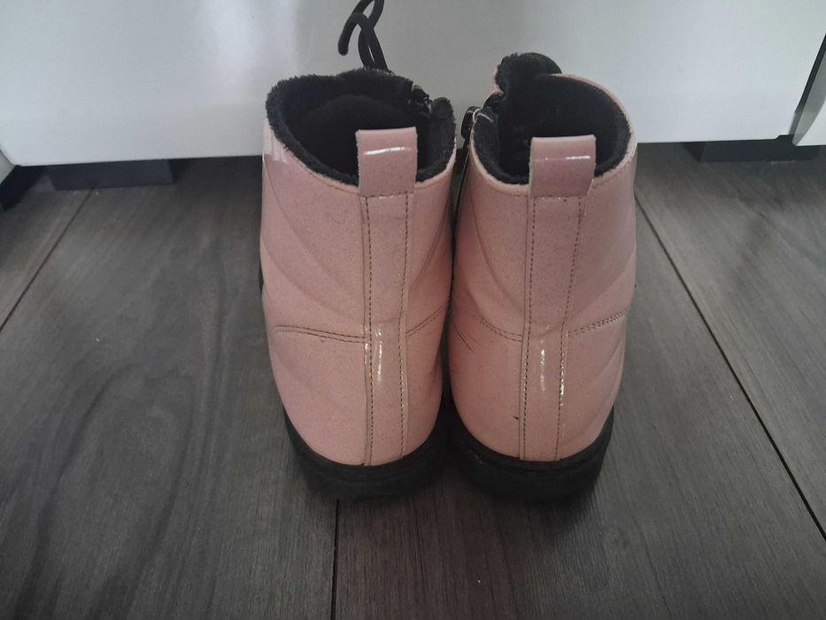 Buty dziewczęce różowe
