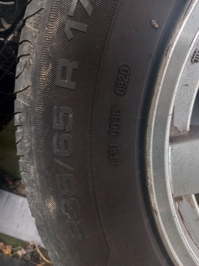 Komplet opon zimowych z felgami jeep cherokee