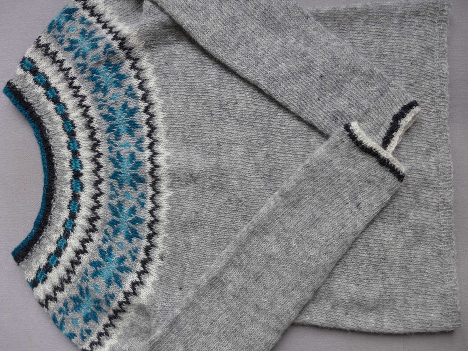 Wełniany lekki cieniutki SWETER ISLANDZKI XS 34 32 lopapeysa HANDMADE