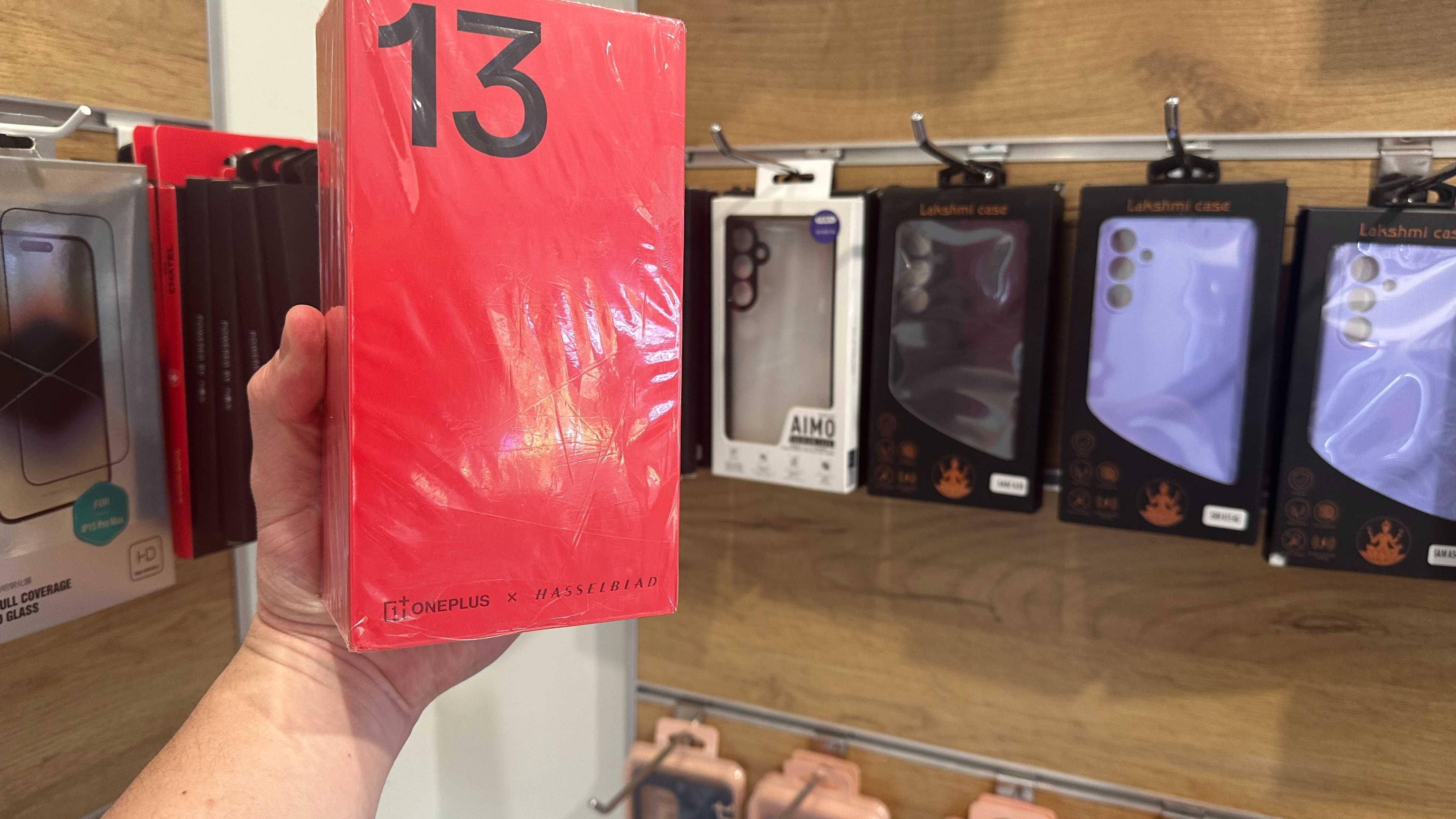 Магазин NEW OnePlus 13 12/256GB Black Eclipse Гарантія Trade In