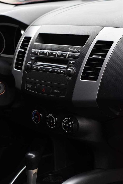 Mitsubishi Outlander 2010 2.4 бензин/газ обмін [Перший внесок від 20%]