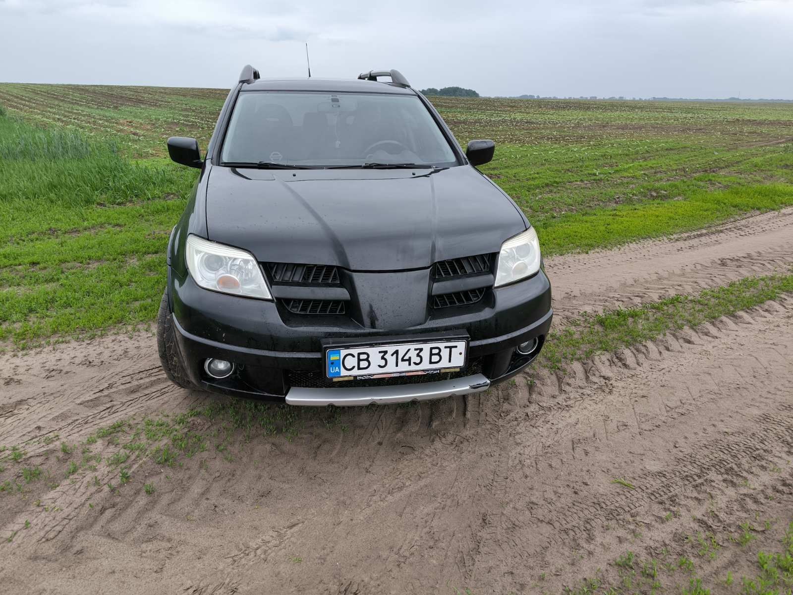 Продам автомобіль Мітсубісі Аутлендер 1.
