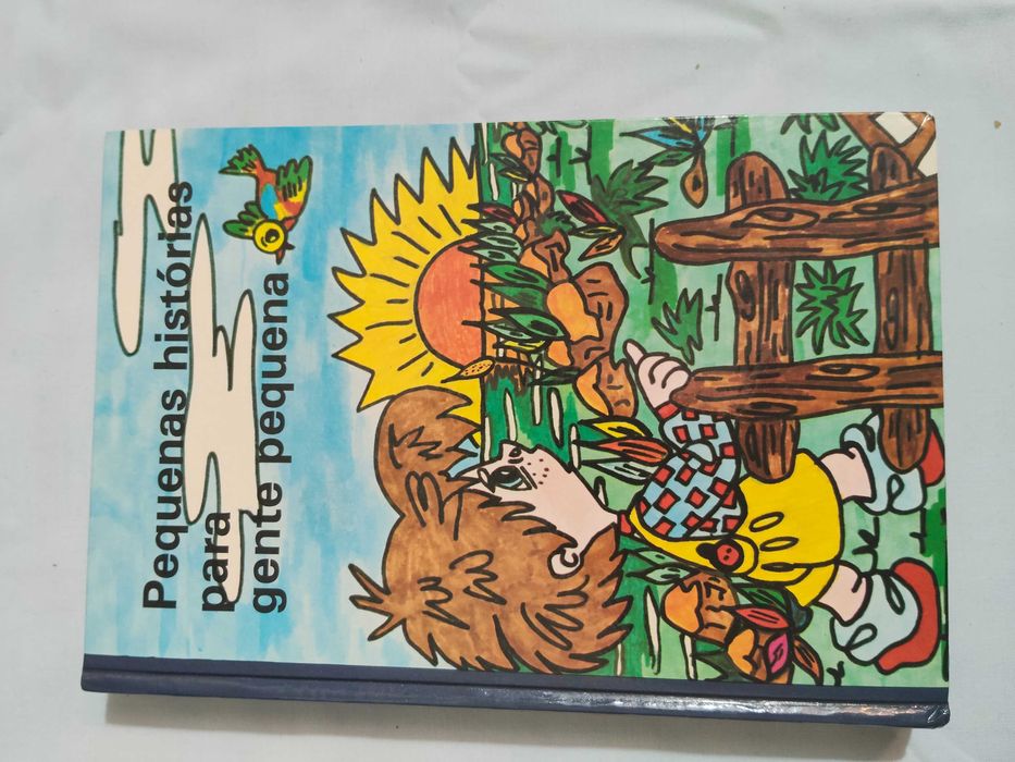Livro de histórias infantis