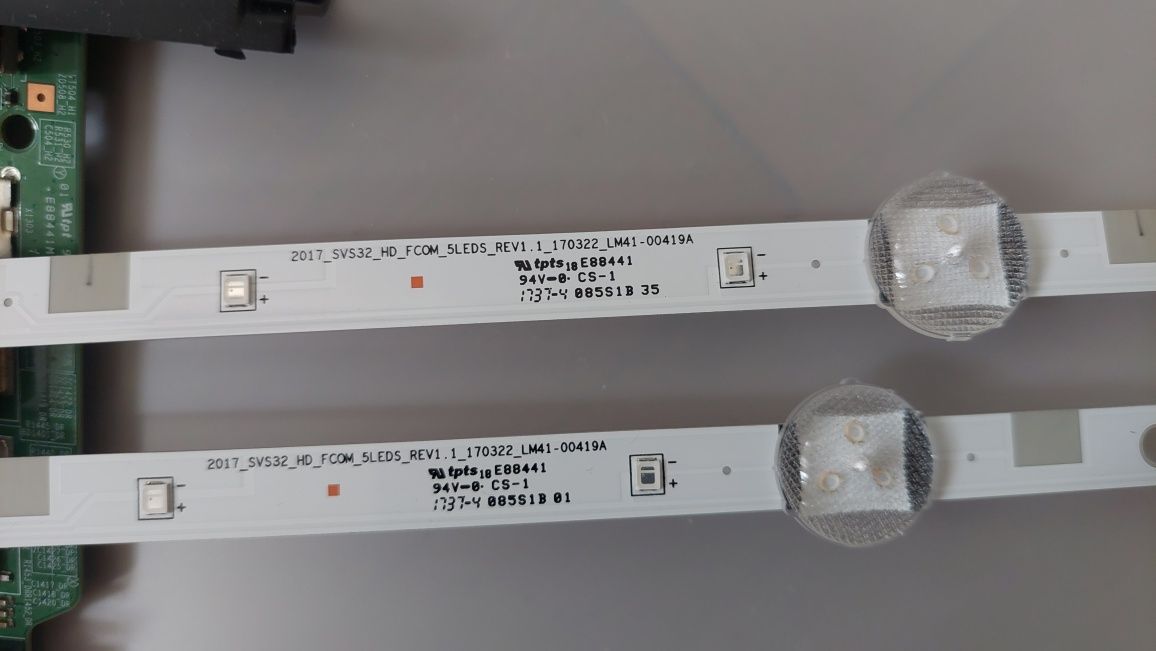 Części po telewizorze Samsung UE32M4002AK