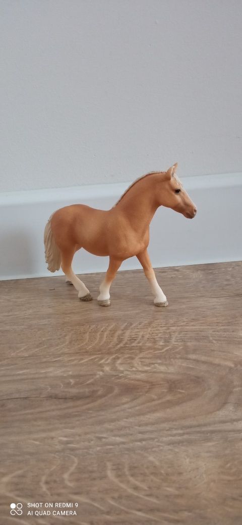 Sprzedam figurkę z firmy SCHLEICH