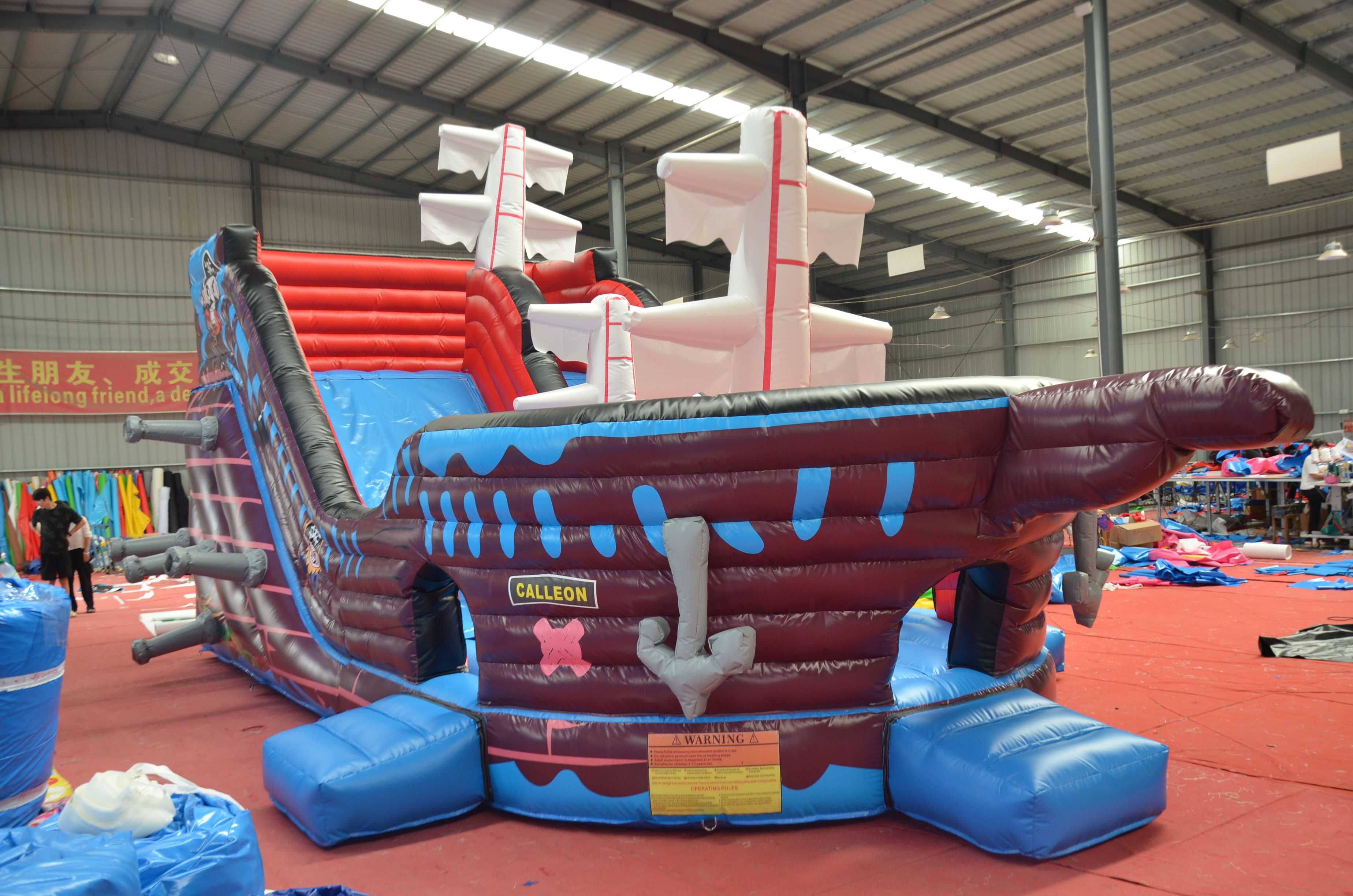 Dmuchaniec nowy - statek piracki 8.6x4x4.5m