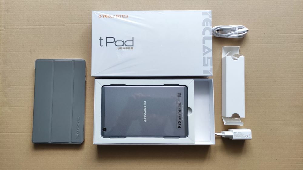 Планшет Teclast tPad P85 8" 2GB/32GB с чехлом